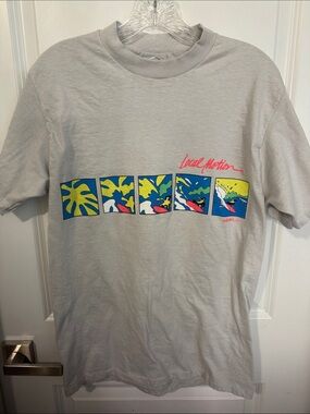 Hanes Light Gray Tee with Multicolor Surf Panel Graphic